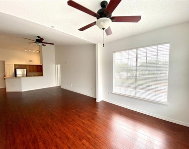 13028 Plantation Park Circle - Photo Thumbnail 8