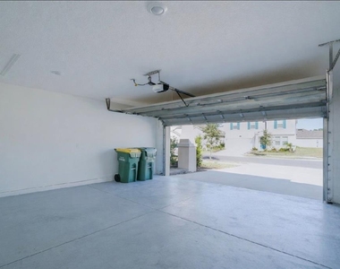 9347 Revere Avenue - Photo Thumbnail 20