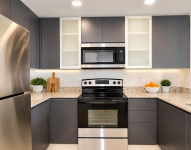 5579 Millenia Park Boulevard - Photo Thumbnail 1