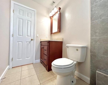 209 Avenue B Se - Photo Thumbnail 13
