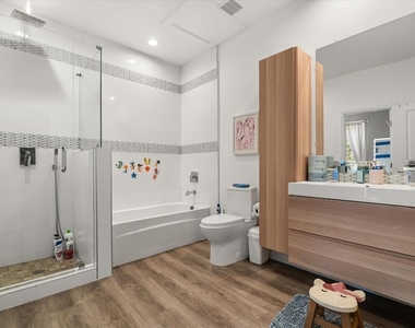 8050 Rural Retreat Court - Photo Thumbnail 26