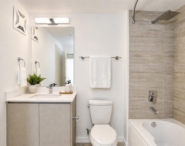 5579 Millenia Park Boulevard - Photo Thumbnail 3