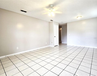 1423 Montana Avenue - Photo Thumbnail 2