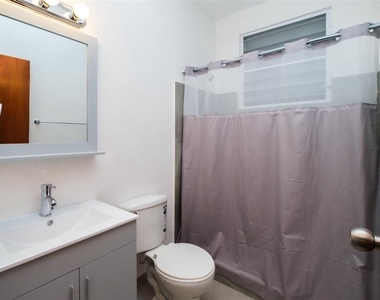1041b Luis Cordova Chirino Ext. Country Club - Photo Thumbnail 3