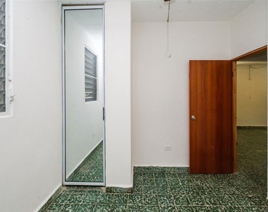 1041b Luis Cordova Chirino Ext. Country Club - Photo Thumbnail 7