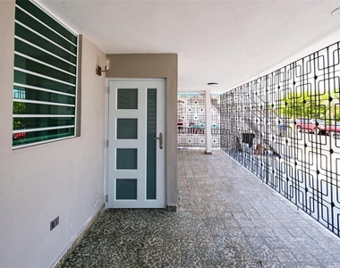 1041b Luis Cordova Chirino Ext. Country Club - Photo Thumbnail 9