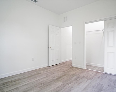 308 Pearl Street - Photo Thumbnail 26