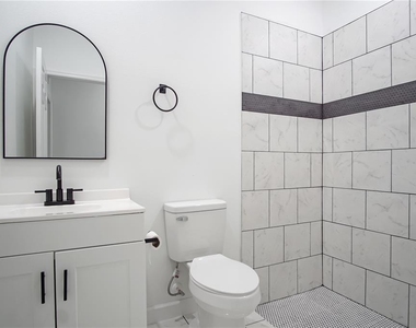 304 Pearl Street - Photo Thumbnail 22