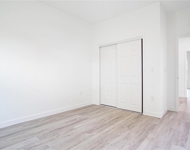 304 Pearl Street - Photo Thumbnail 24