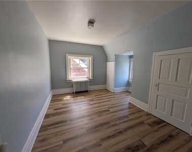 87 Broad Street - Photo Thumbnail 24