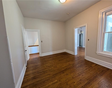87 Broad Street - Photo Thumbnail 10