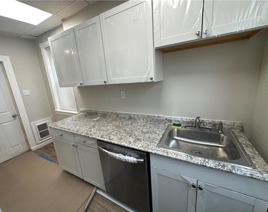 511 Lumber Street - Photo Thumbnail 3