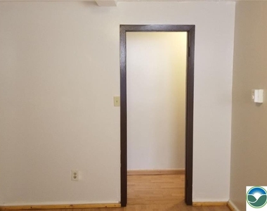 738 E 4th Street - Photo Thumbnail 11