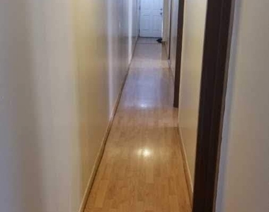 738 E 4th Street - Photo Thumbnail 9