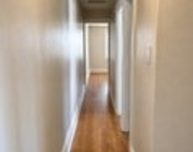338 N 2nd Street - Photo Thumbnail 8