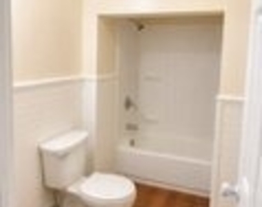 338 N 2nd Street - Photo Thumbnail 16