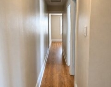 2321 Sycamore Street - Photo Thumbnail 5