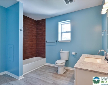 129 Goepp Street - Photo Thumbnail 19
