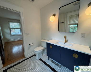 2201 W Gordon Street - Photo Thumbnail 44