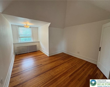 2201 W Gordon Street - Photo Thumbnail 58