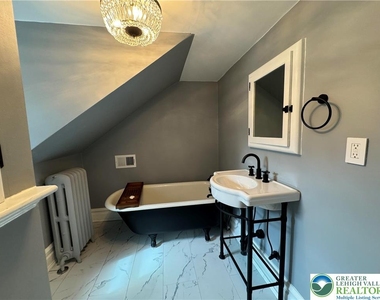 2201 W Gordon Street - Photo Thumbnail 62