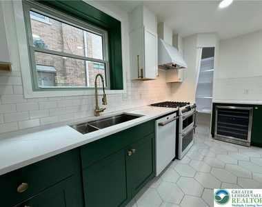 2201 W Gordon Street - Photo Thumbnail 24