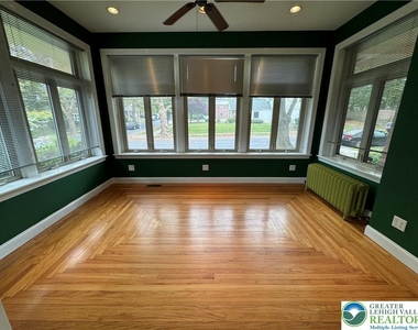 2201 W Gordon Street - Photo Thumbnail 9