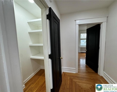 2201 W Gordon Street - Photo Thumbnail 45