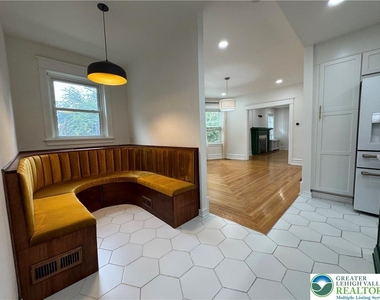 2201 W Gordon Street - Photo Thumbnail 26