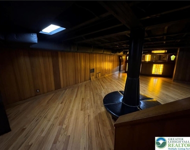 2201 W Gordon Street - Photo Thumbnail 74