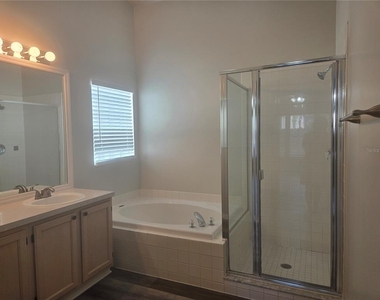 901 Beresford Way - Photo Thumbnail 17