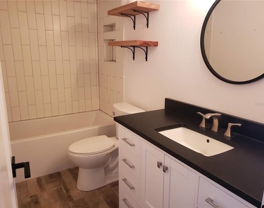 205 Fairway Drive - Photo Thumbnail 11