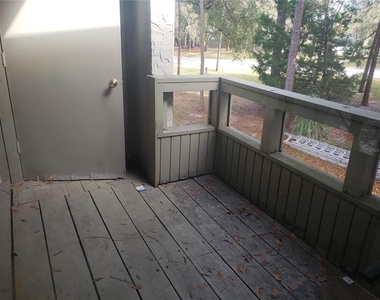 205 Fairway Drive - Photo Thumbnail 20