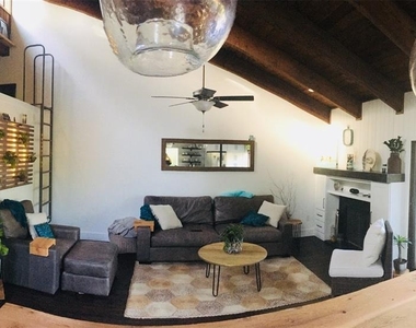 205 Fairway Drive - Photo Thumbnail 6