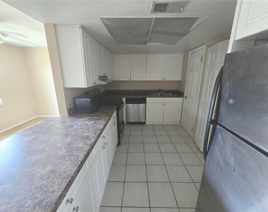 9933 Sweepstakes Lane - Photo Thumbnail 4