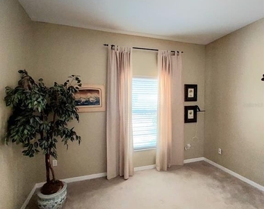 2633 Ne 27th Street - Photo Thumbnail 7