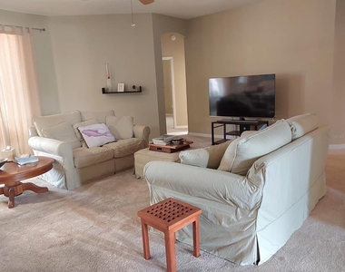 2633 Ne 27th Street - Photo Thumbnail 10