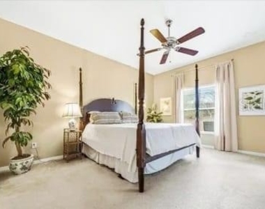 2633 Ne 27th Street - Photo Thumbnail 8
