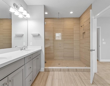 2795 Bolzano Drive - Photo Thumbnail 16