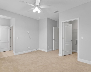 2795 Bolzano Drive - Photo Thumbnail 24