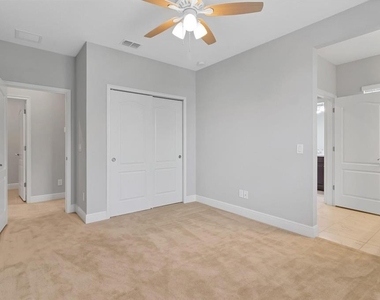 2795 Bolzano Drive - Photo Thumbnail 19