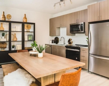 505-3 Chatham Ave Avenue - Photo Thumbnail 7