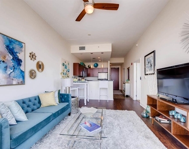 111-4 Washington Street - Photo Thumbnail 12