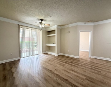 13015 Plantation Park Circle - Photo Thumbnail 6