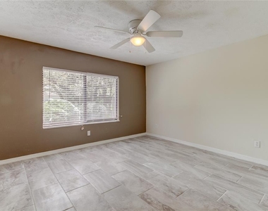 10406 Reclinata Lane - Photo Thumbnail 26