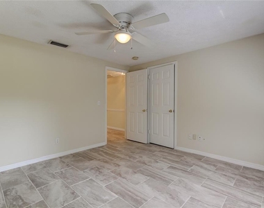 10406 Reclinata Lane - Photo Thumbnail 28