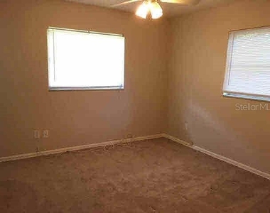 2730 Prince John Road - Photo Thumbnail 13
