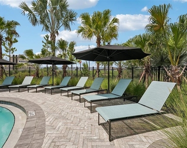 10040 Blackstone Creek Court - Photo Thumbnail 14