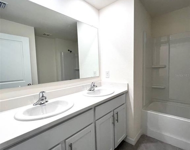 6527 Se 1st Loop - Photo Thumbnail 11