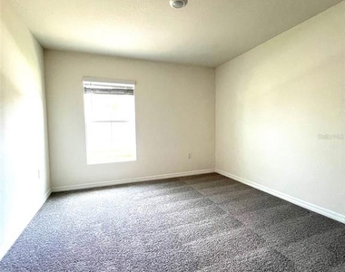 6527 Se 1st Loop - Photo Thumbnail 19
